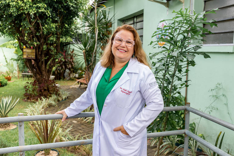 Médica ergue jardins com mais de 600 plantas dentro de hospitais do CE durante a pandemia
