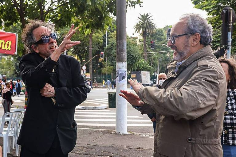 Fantástico acompanha visita de Tim Burton a São Paulo