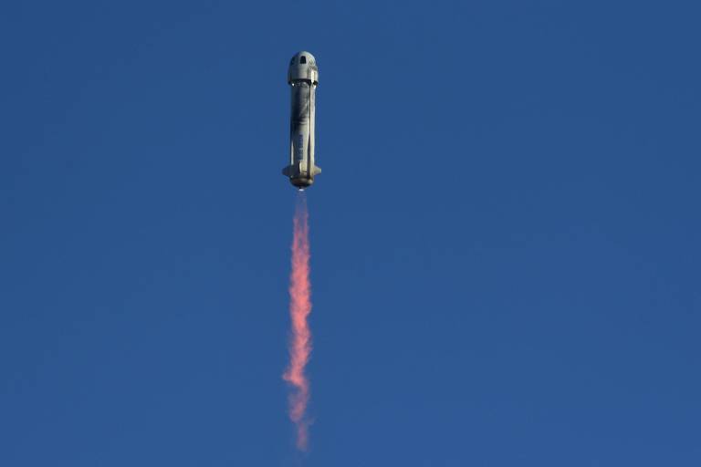 Último voo do foguete New Shepard, em 31 de março de 2022, na missão NS-20; o próximo incluirá o brasileiro Victor Hespanha