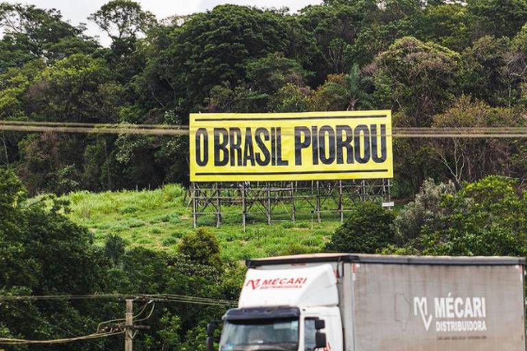 'O Brasil piorou' viraliza nas redes; apoiadores de Bolsonaro rebatem