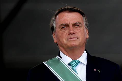 Partidos veem risco de Bolsonaro tentar golpear eleição, e autoridades se calam