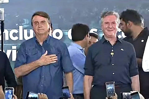 Bolsonaro, ao lado de Collor e aliado ao centrão, diz que velha política ficou pra trás
