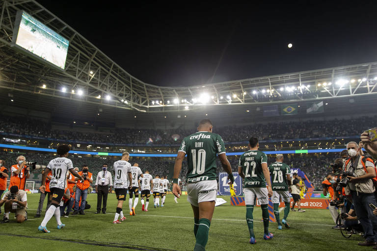 Palmeiras e Corinthians em duelo pelo Campeonato Paulista
