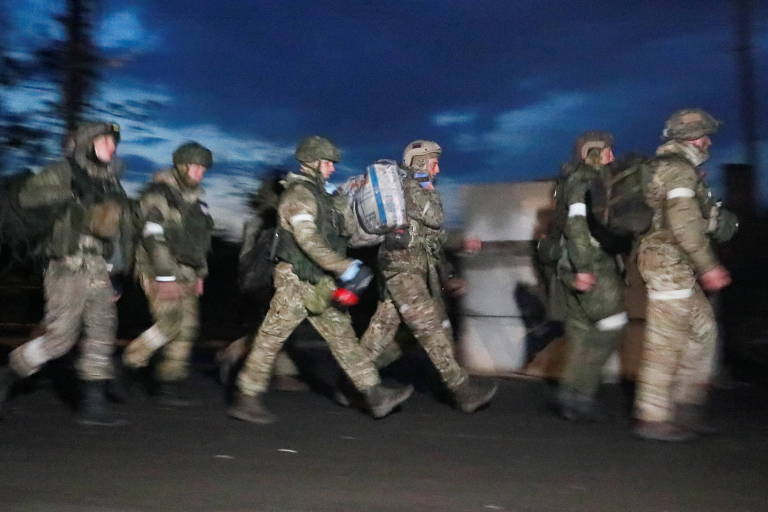 Rússia diz que conquistou quase toda a região de Lugansk, no Donbass; siga