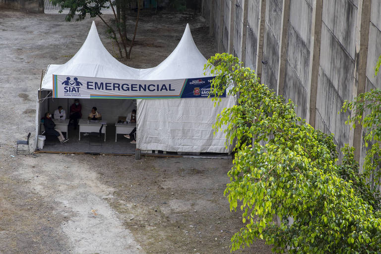 Tenda do Siat (Serviço Integrado de Acolhida Terapêutica) vazia durante esta sexta (20) após megaoperação das Polícia Civil, Militar e GMC 