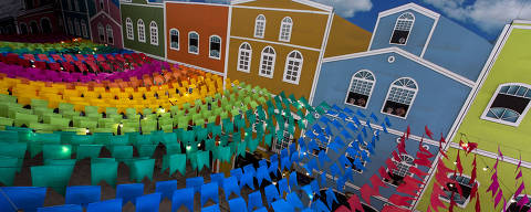 SÃO PAULO, SP, 19.05.2022 - Preparativos para a decoração da festa São João de Nóis Tudim no Centro de Tradições Nordestinas, no bairro do Limão, na zona norte da cidade de São Paulo. Inspiradas nas maiores festas de São João do Brasil, a festa ocorre entre os dias 4 de junho a 31 de julho (Foto: Adriano Vizoni/Folhapress)
