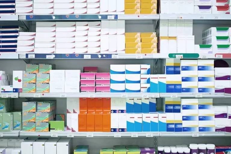 Relatos de desabastecimento em farmácias foram registrados recentemente em 18 Estados e no DF