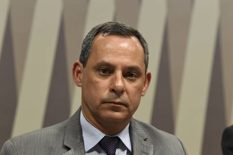 'Travamos o bom combate', diz presidente da Petrobras a executivos