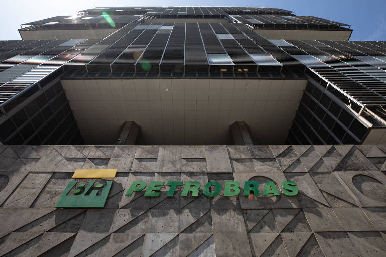 Empresário Carlos Suarez tem acordo para ficar com ativos de gás da Petrobras