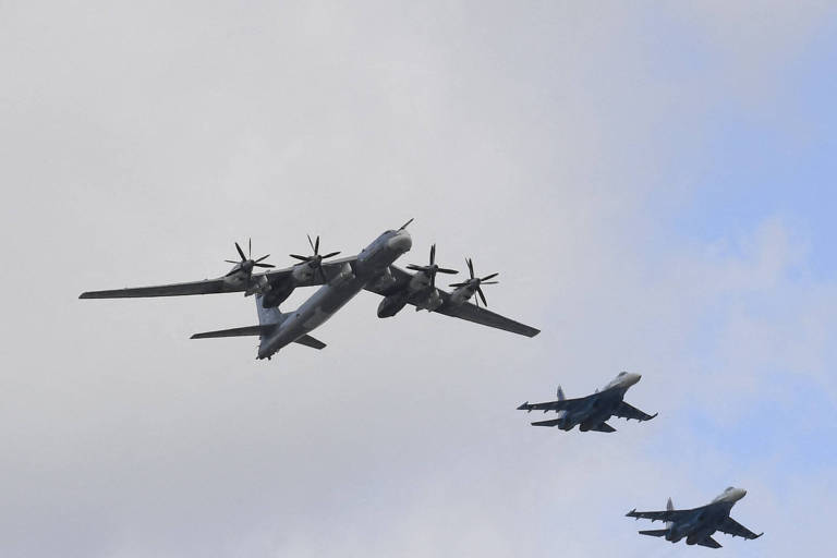 Rússia e China usam bombardeiros para dar recado militar a Biden; veja vídeo