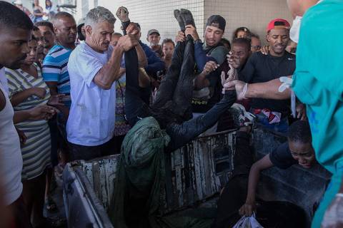 Sobe para 24 número de mortos em operação policial na Vila Cruzeiro (RJ)
