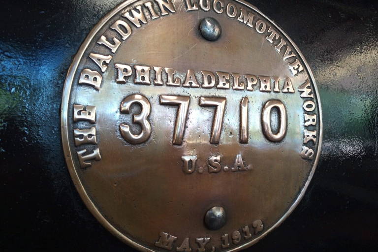 Detalhe da locomotiva norte-americana 215, fabricada em 1912
