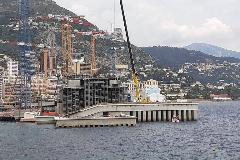 Portier Cove ou Mareterra , é uma zona residencial em construção, prevista para 2025, que fará parte do tradicional Bairro de Monte Carlo no Principado de Mônaco