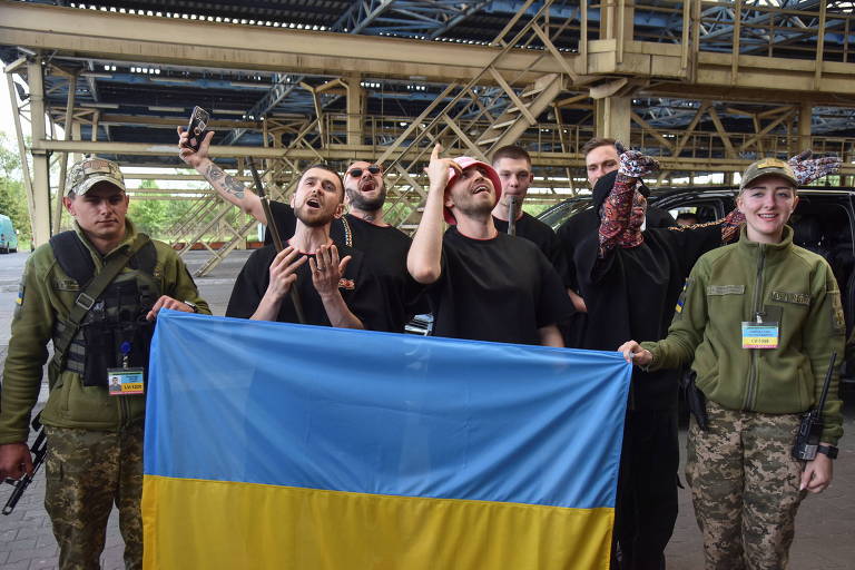 Grupo ucraniano que venceu o Eurovision vende o troféu e doa US$ 900 mil ao Exército