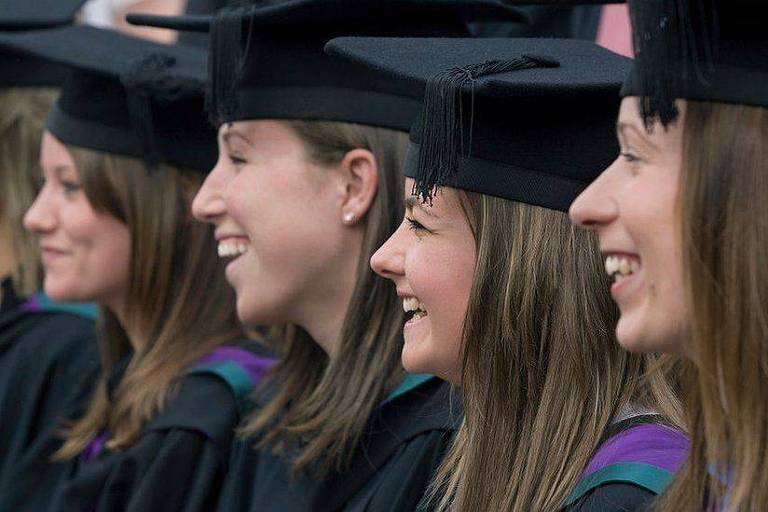 Reino Unido cria visto especial para formados nas melhores universidades do mundo; veja lista