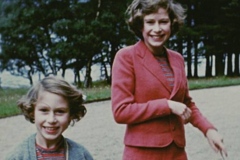 Jubileu de platina: As imagens inéditas que mostram a rainha Elizabeth 2ª se divertindo em família