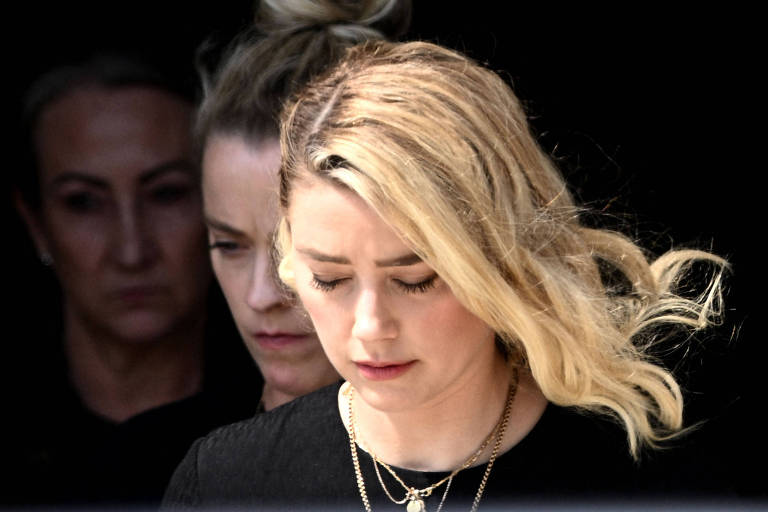 Amber Heard quer recorrer da decisão do júri a favor de Johnny Depp, diz advogada