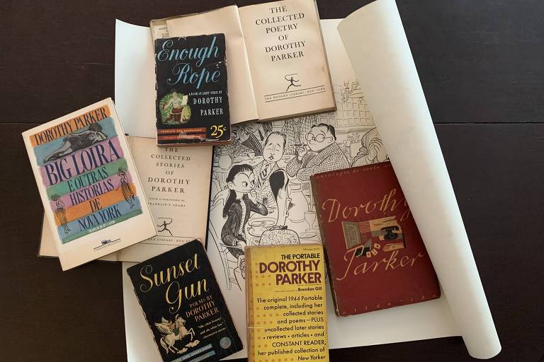   Edições originais de livros de Dorothy Parker e pôster da Mesa Redonda do Algonquin com desenho de Al Hirschfeld