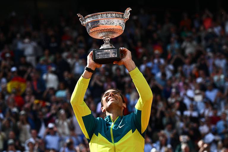 Nadal reina em Roland Garros pela 14ª vez e aumenta seu recorde em Grand Slams
