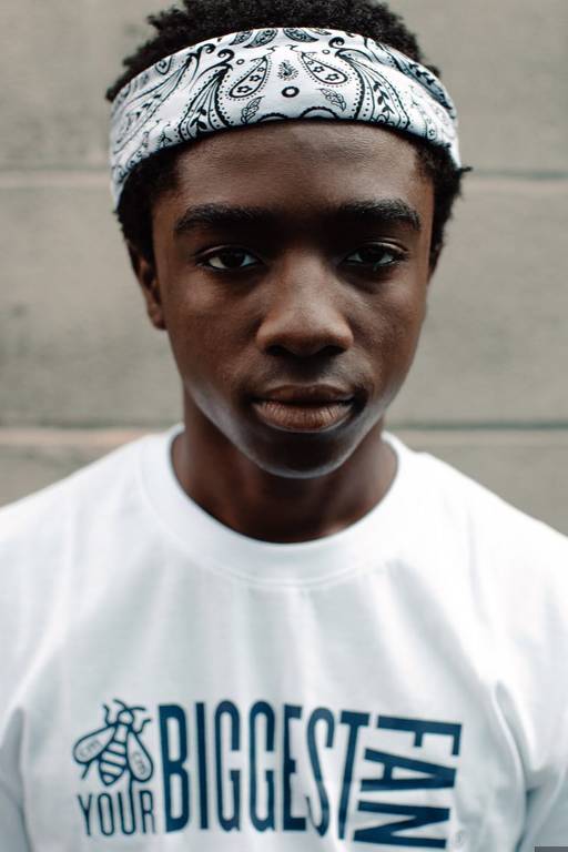 NEIGHBORHOOD (TRADUÇÃO) - Caleb McLaughlin 