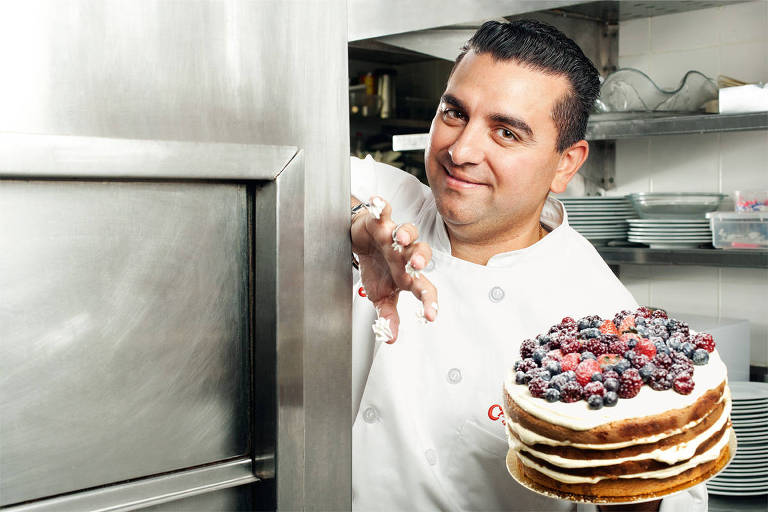 Buddy Valastro, o Cake Boss, faz promoção inspirada em Willy Wonka em SP