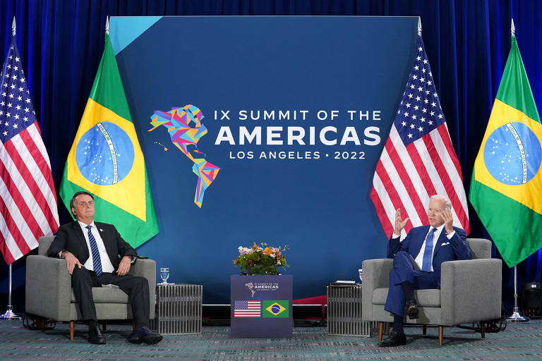 O presidente Jair Bolsonaro durante reunião bilateral com o líder dos EUA, o democrata Joe Biden, em Los Angeles