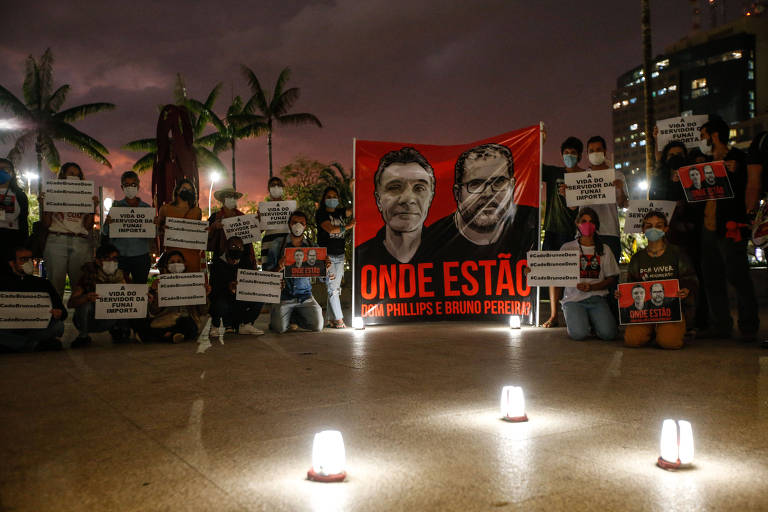 Indigenistas da Funai fazem ato em Brasília pelo desaparecimento de Bruno Pereira e Dom Phillips