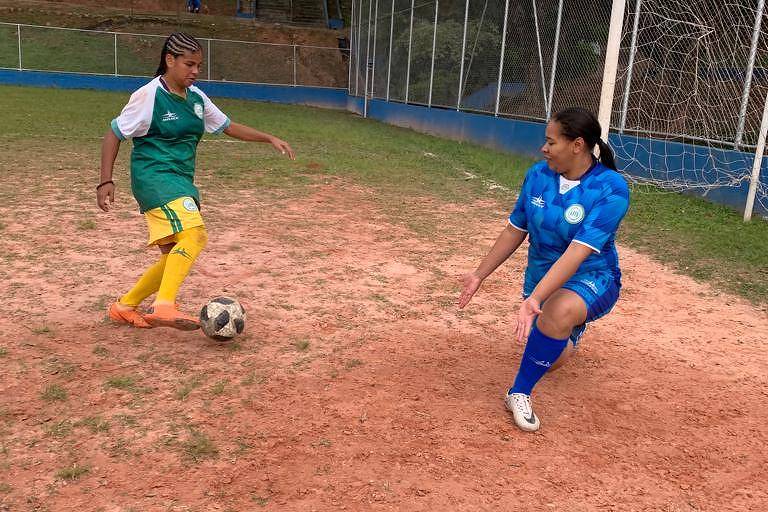 13 maneiras de jogar futebol na rua - UOL Esporte