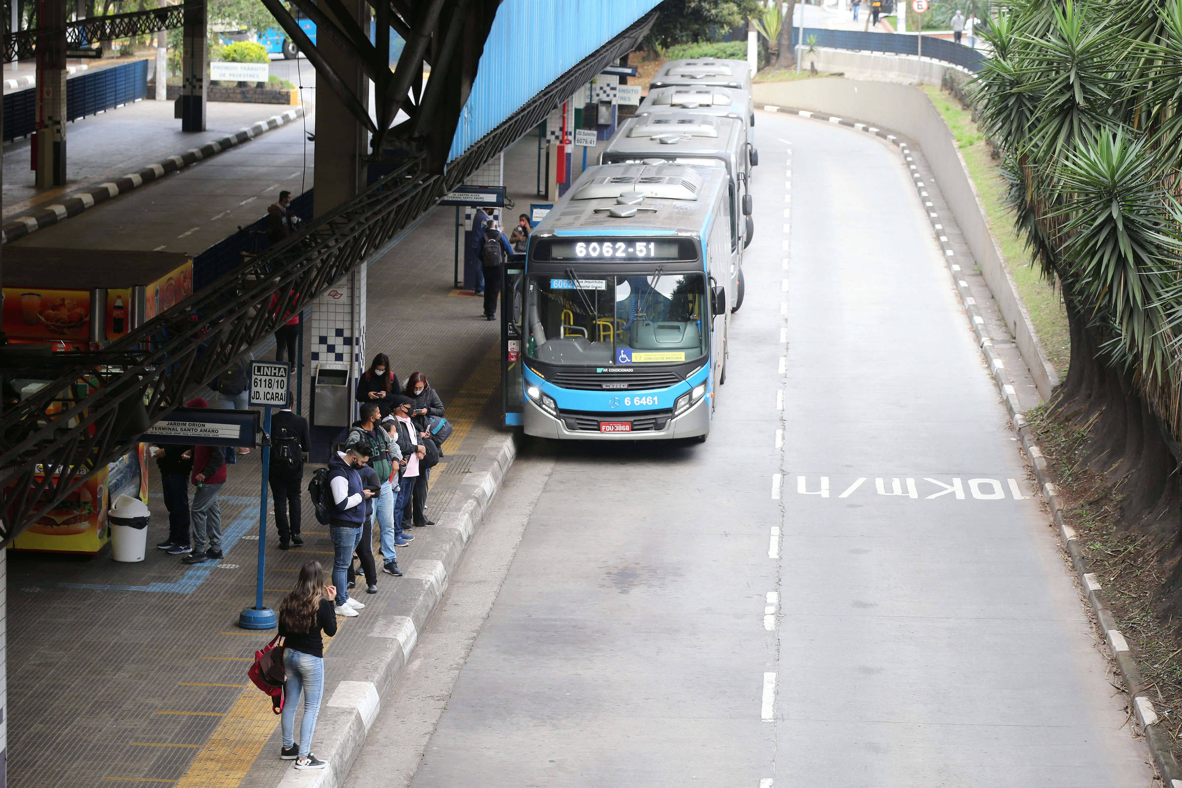 Como chegar até Parque Brasil 500 em Paulínia de Ônibus?
