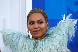 FILE PHOTO: Singer Beyonce arrives at the 2016 MTV Video Music Awards in New York