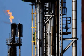 FILE PHOTO: PCK Raffinerie oil refinery in Schwedt/Oder