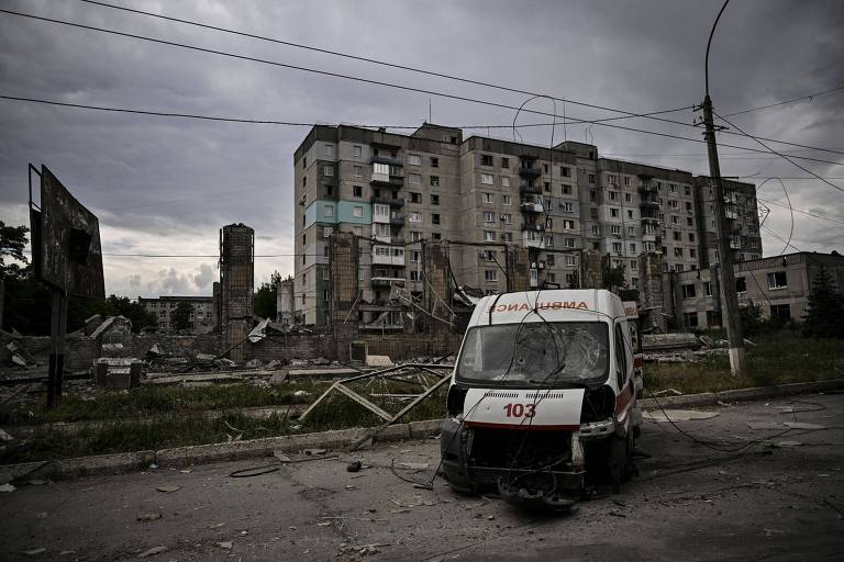 Guerra chega a 4 meses com vitória simbólica da Rússia no Donbass; siga