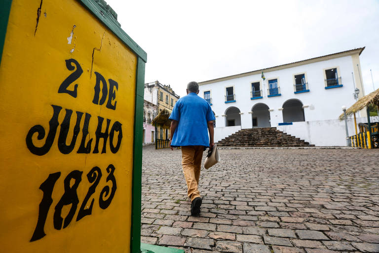 Bahia: Como um bom contador de histórias, baiano viraliza nas redes sociais  após fazer vídeo sobre a heroína Maria Quitéria – Jornal da Chapada