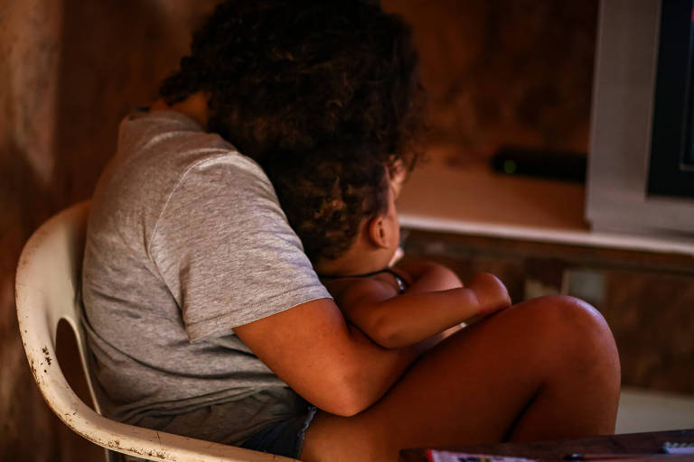 Menina de 11 anos que teve aborto negado no Piauí volta a engravidar por estupro