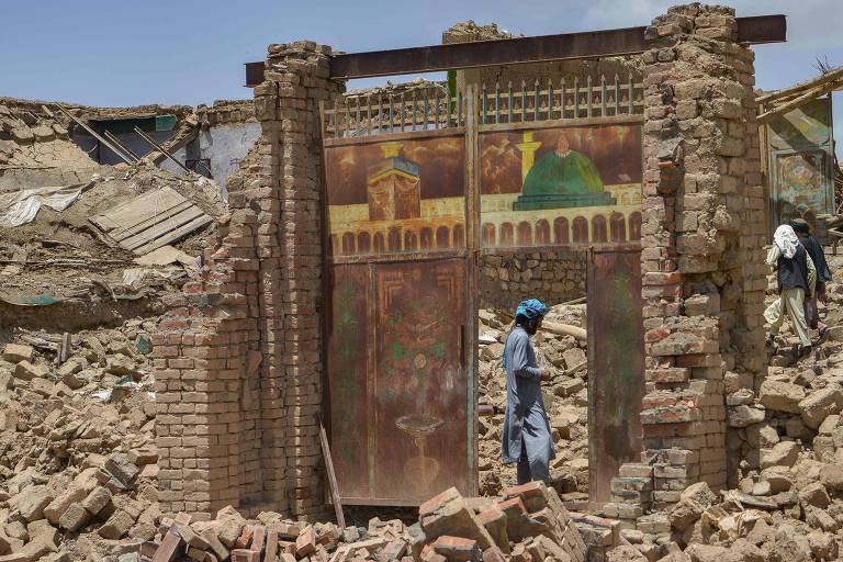 Terremoto atinge Afeganistão, na Ásia Central, e deixa mais de mil mortos