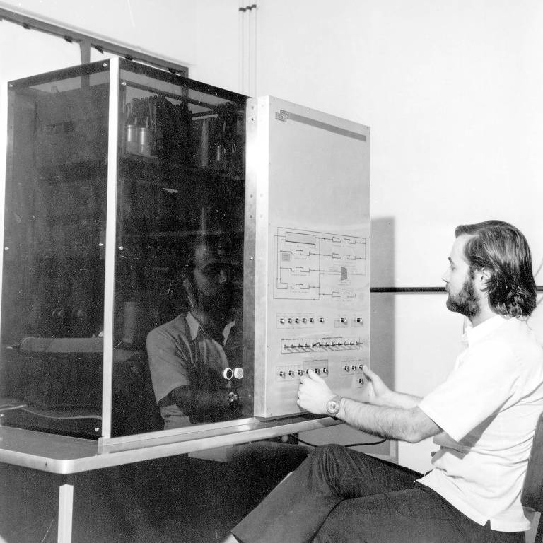 Primeiro computador brasileiro foi criado em 1972 na Escola Politécnica