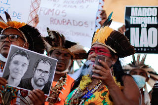 Indigenous people protest in Brasilia