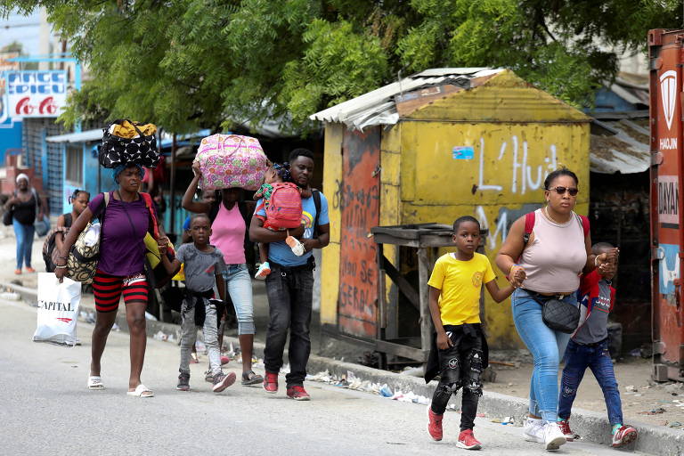 Crianças morrem no Haiti enquanto esperam visto para morar com os pais no Brasil