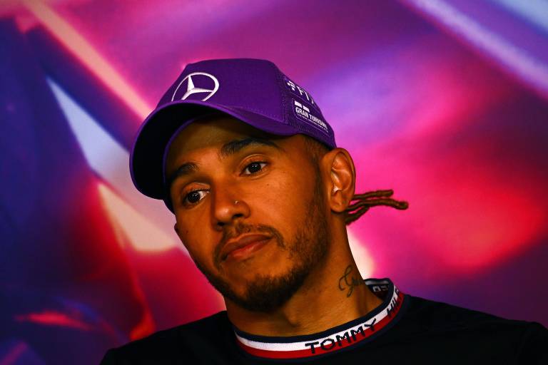 Hamilton pede que 'velhas vozes' não tenham mais espaço na Fórmula 1