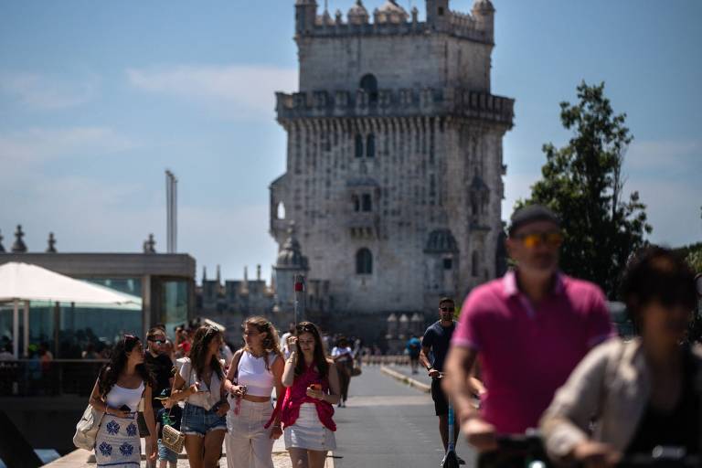 Hoje, muitas cidades portuguesas trazem a memória moderna de uma juventude feliz