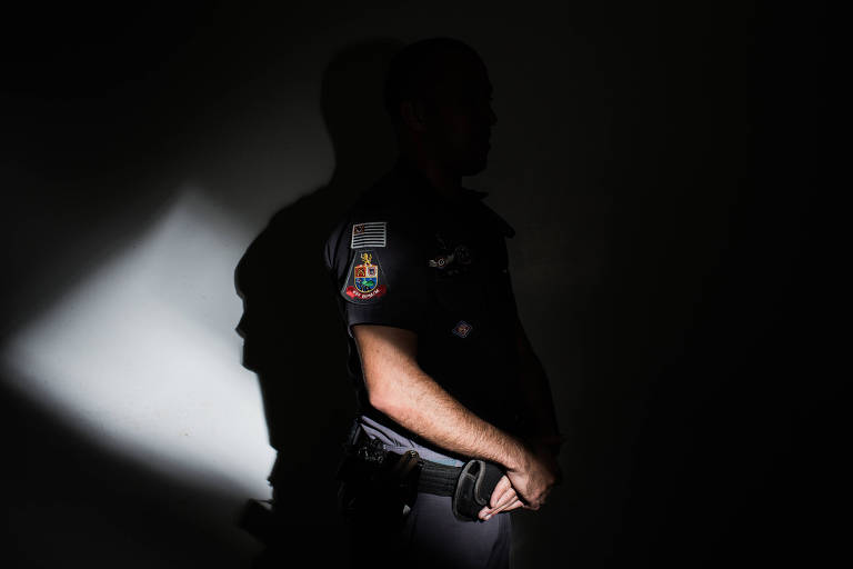 Retrato de um oficial da Polícia Militar do Estado de São Paulo