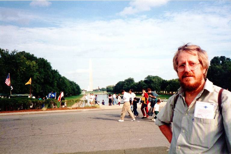 O engenheiro Erich Frank Tremel Balda durante viagem aos Estados Unidos em 1994; ele morreu no último dia 9 de junho