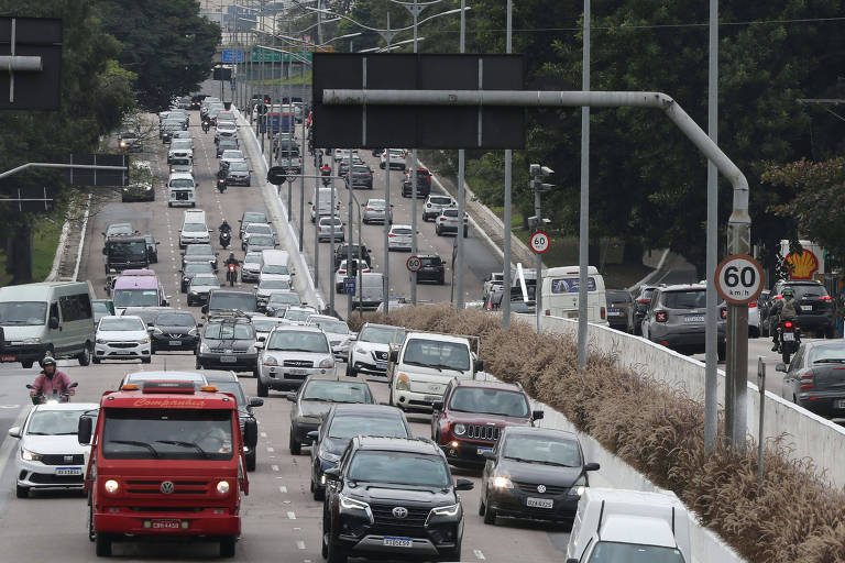 Vale a pena abrir mão do carro em São Paulo?