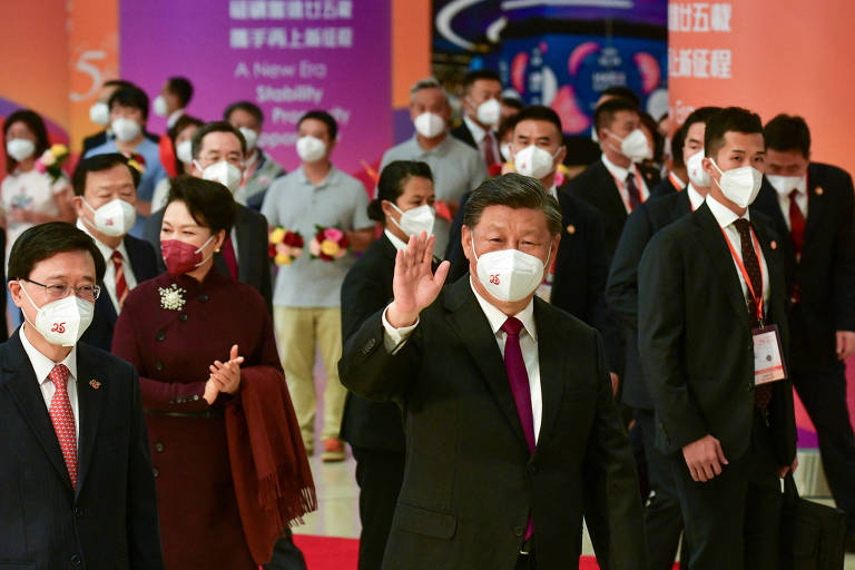 Pequim entra em alerta após teste positivo para Covid de parlamentar que encontrou Xi
