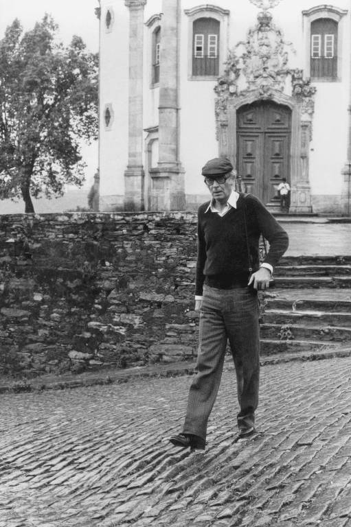 O escritor José Saramago em fotografia do álbum biográfico 'Saramago - Os Seus Nomes', que sai pela Companhia das Letras