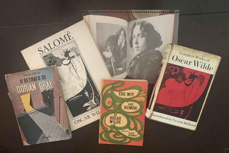 Fotos e edições clássicas do escritor irlandês Oscar Wilde
