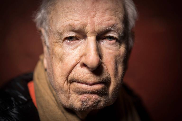 Peter Brook, um dos maiores diretores de teatro da história, aos 97 anos