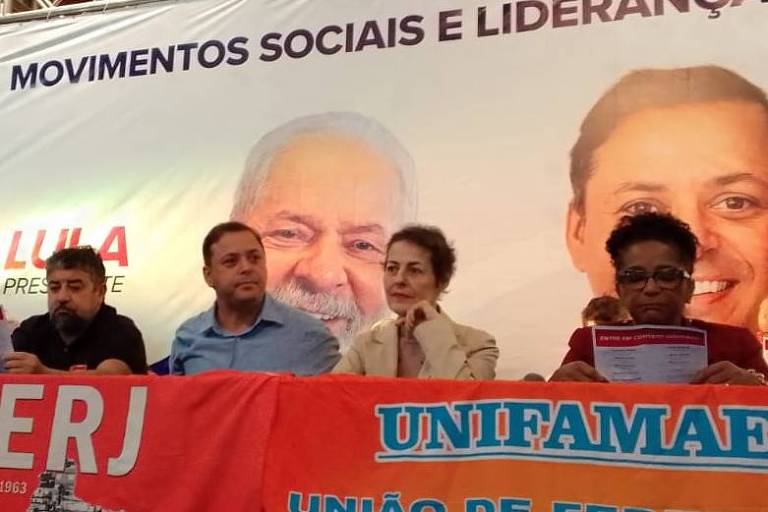 Ex-ministra Ana de Hollanda durante evento com Rodrigo Neves (PDT)