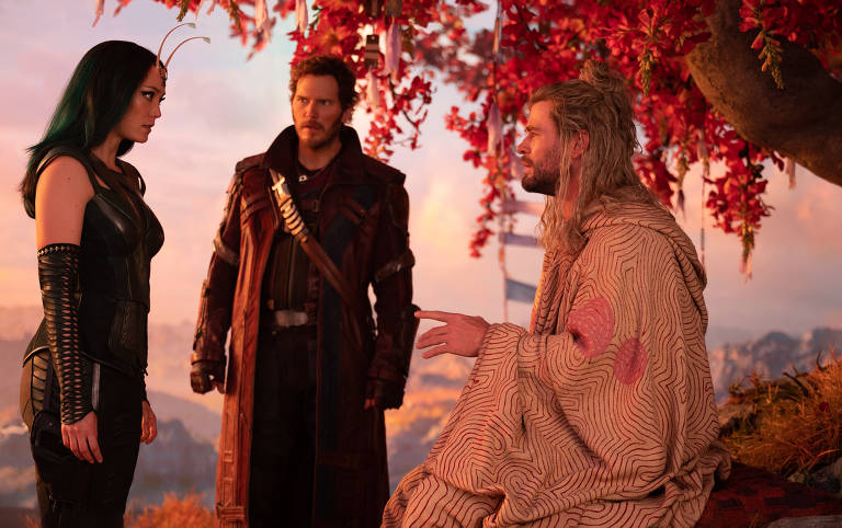 Chris Hemsworth esperou 10 anos pela cena de nudez em Thor 4: Era um sonho  meu - Notícias de cinema - AdoroCinema
