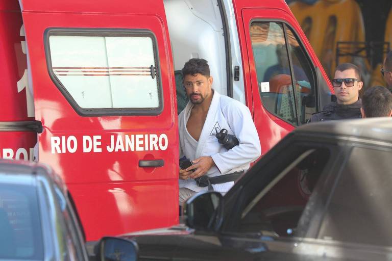 Cauã Reymond se envolve em acidente no Rio